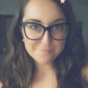 Meet your Posher, Ylenia